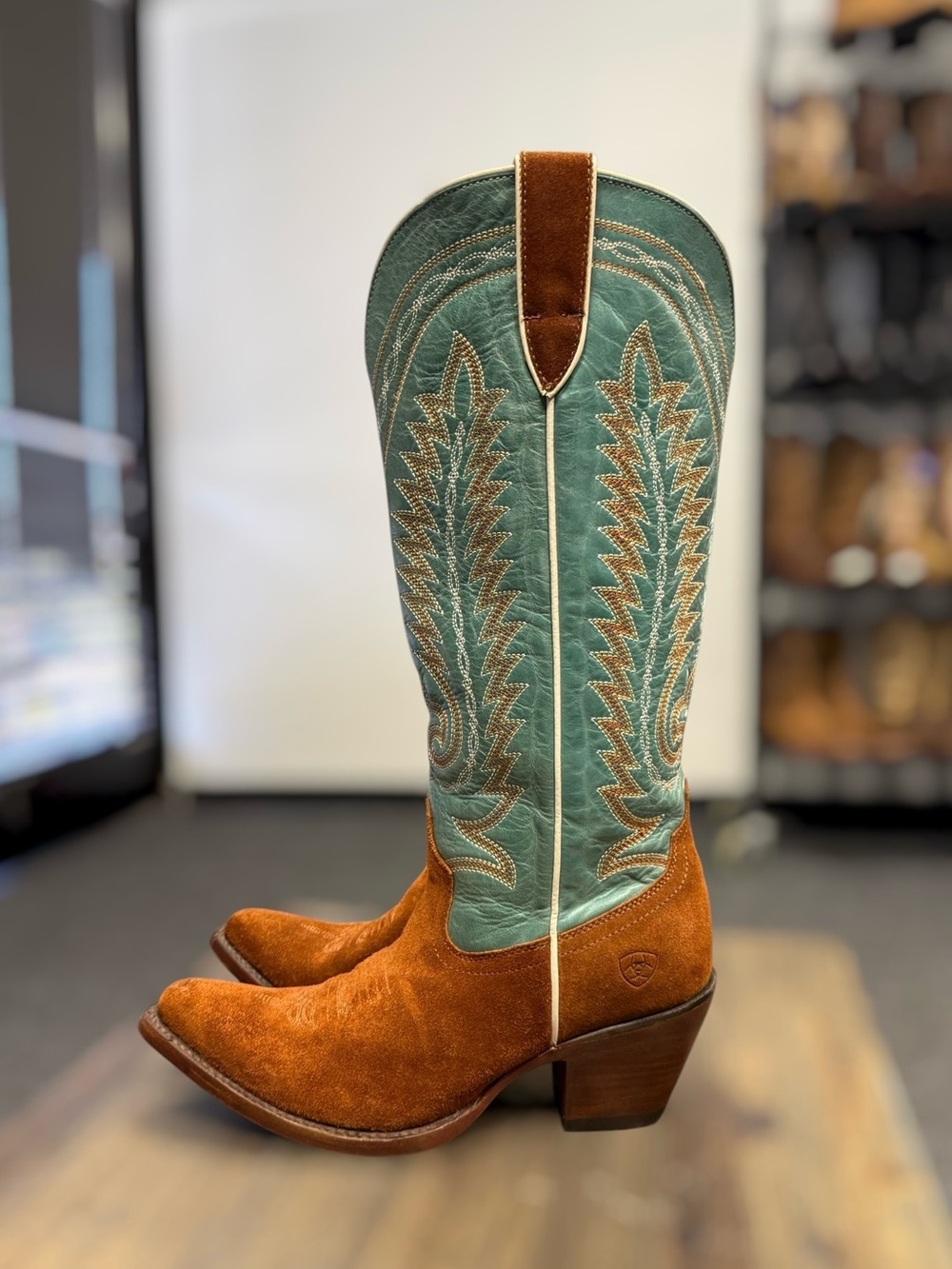 ARIAT WOMEN'S AMBROSE TALL PENNY SUEDE WESTERN BOOTS FESTIVAL 8.5 - Picture 4 of 10